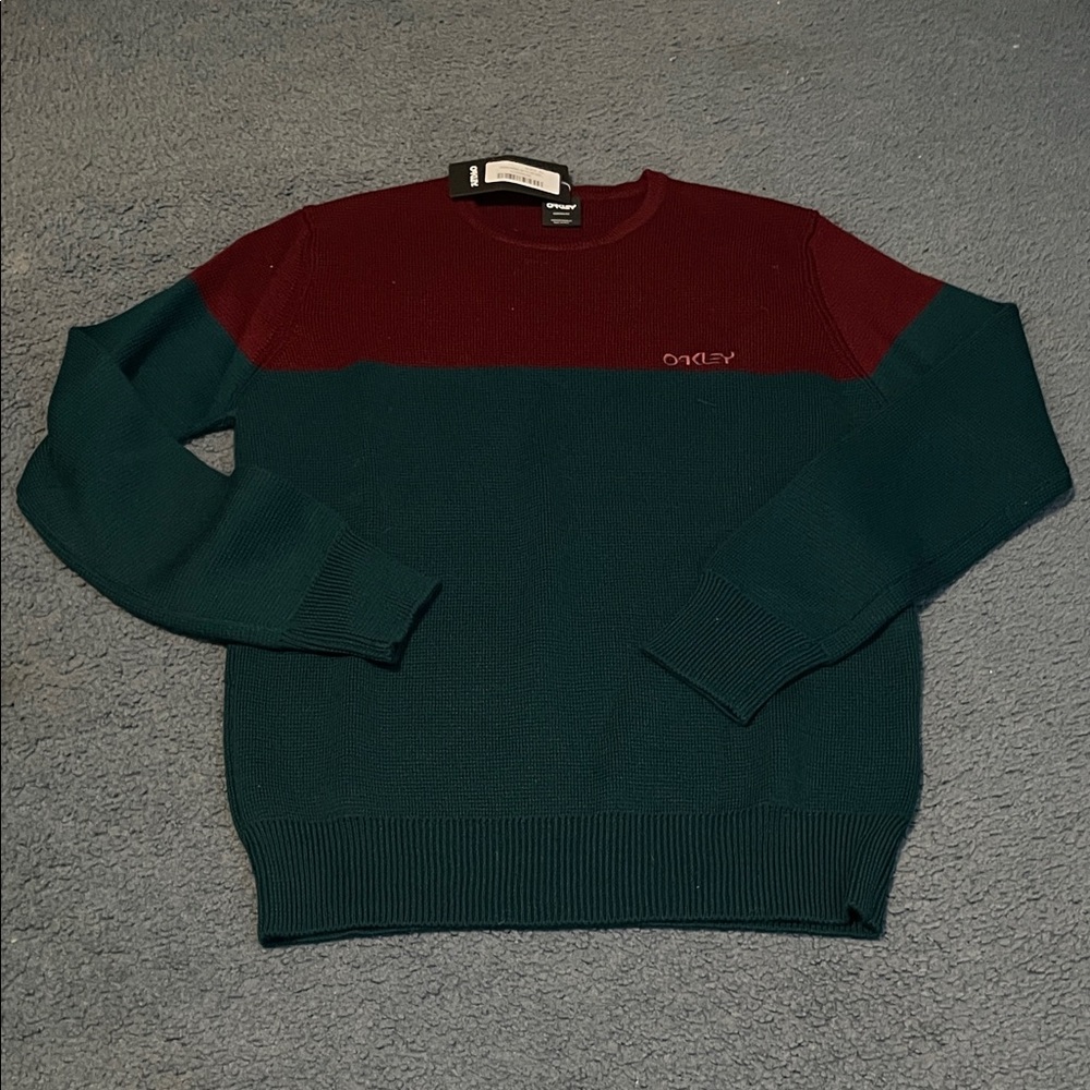 Oakley Men's Crewneck Sweater - Burgundy and Teal